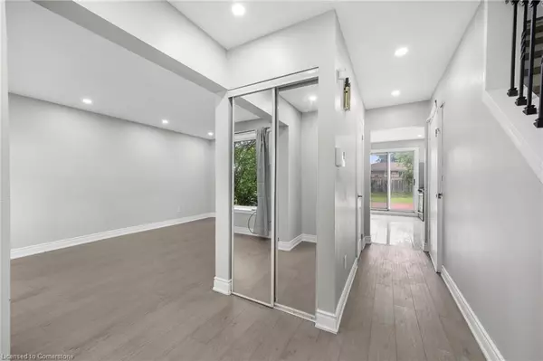 Brampton, ON L6T 3J3,24 Fallingdale Crescent