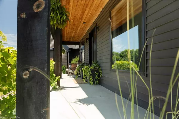 Scotland, ON N0E 1R0,16 Forman Street