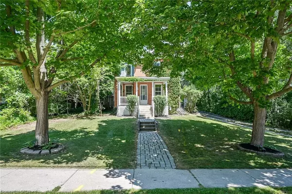 Caledonia, ON N3W 1B4,94 Sutherland Street W