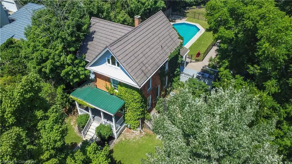 94 Sutherland Street W, Caledonia, ON N3W 1B4