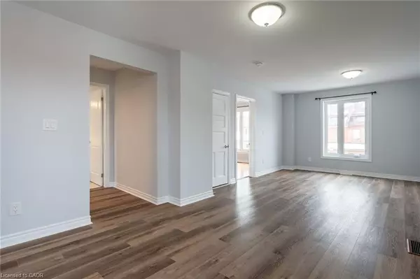 Hamilton, ON L8L 2R8,325 Robert Street #2