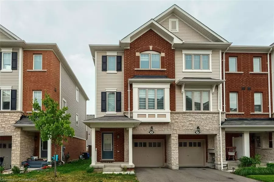 12 Rapids Lane, Hamilton, ON L8K 0A3