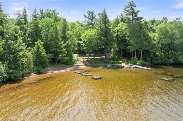 Baysville, ON P0B 1A0,1009 Scotts Boathouse Road