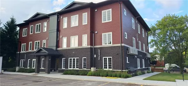 33 Murray Court #7, Milverton, ON N0K 1M0