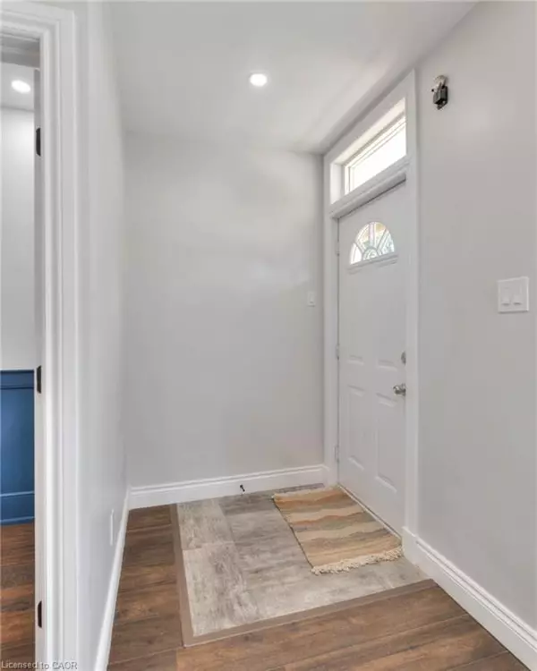 Cambridge, ON N1S 1Z4,88 Selkirk Street