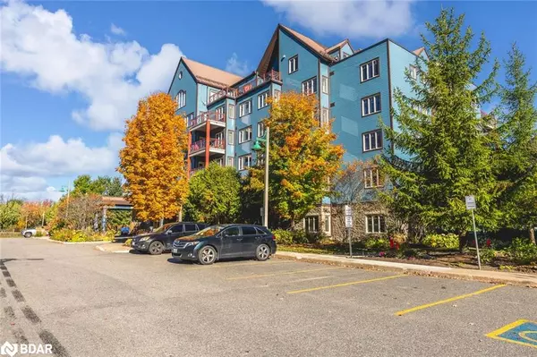 Gravenhurst, ON P1P 1Z9,130 Steamship Bay Road #207