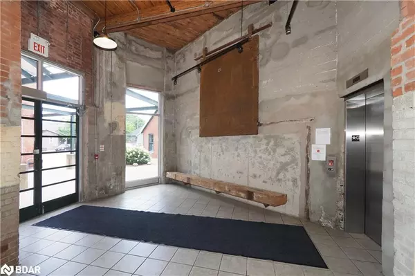 Guelph, ON N1E 7K1,26 Ontario Street #121