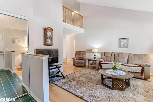 Orillia, ON L3V 7T9,40 Museum Drive #402