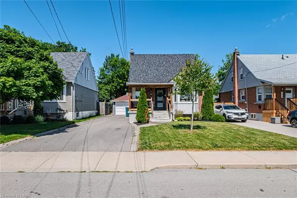 150 Aberfoyle Avenue, Hamilton, ON L8K 4S3