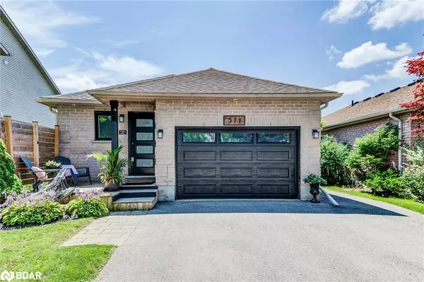 571 Mctavish Street, Fergus, ON N1M 3R1