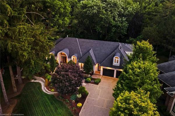 34 Harrington Place, Ancaster, ON L9G 4Z2
