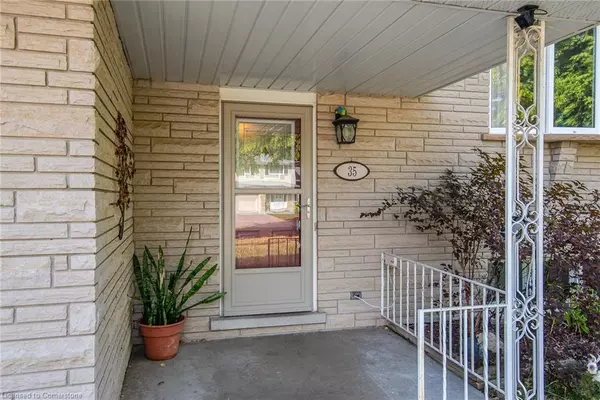 Kitchener, ON N2B 2T5,35 Tecumseh Crescent
