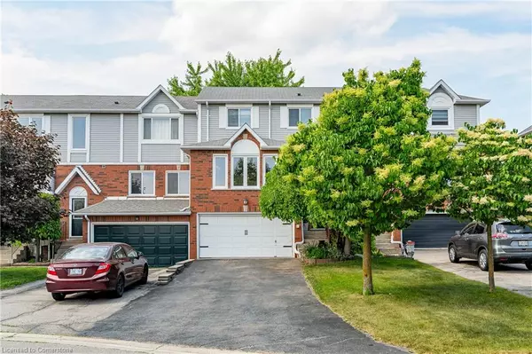 Cambridge, ON N1T 1T7,64 Fairgreen Close