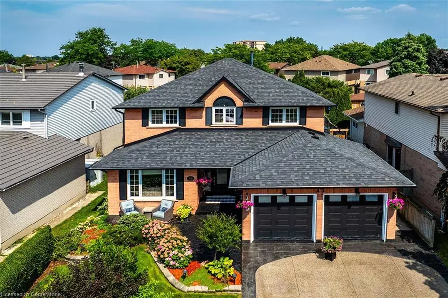 45 Dublin Drive, Hamilton, ON L9B 1Z9