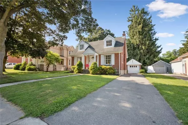29 Pollock Avenue, Cambridge, ON N1R 2A9