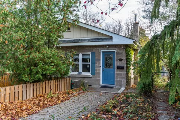 45 Market Street N, Dundas, ON L9H 2Y6