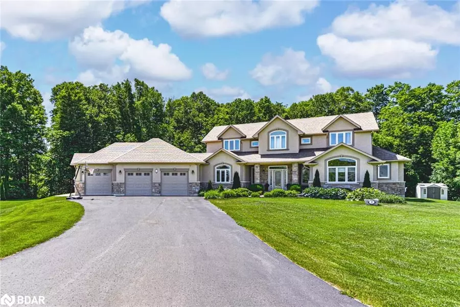 2 Sumach Court, Wasaga Beach, ON L9Z 0A8