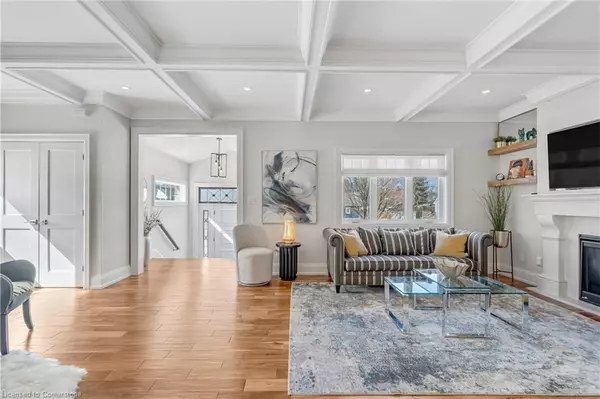 Georgetown, ON L7G 2W1,6 Credit Street