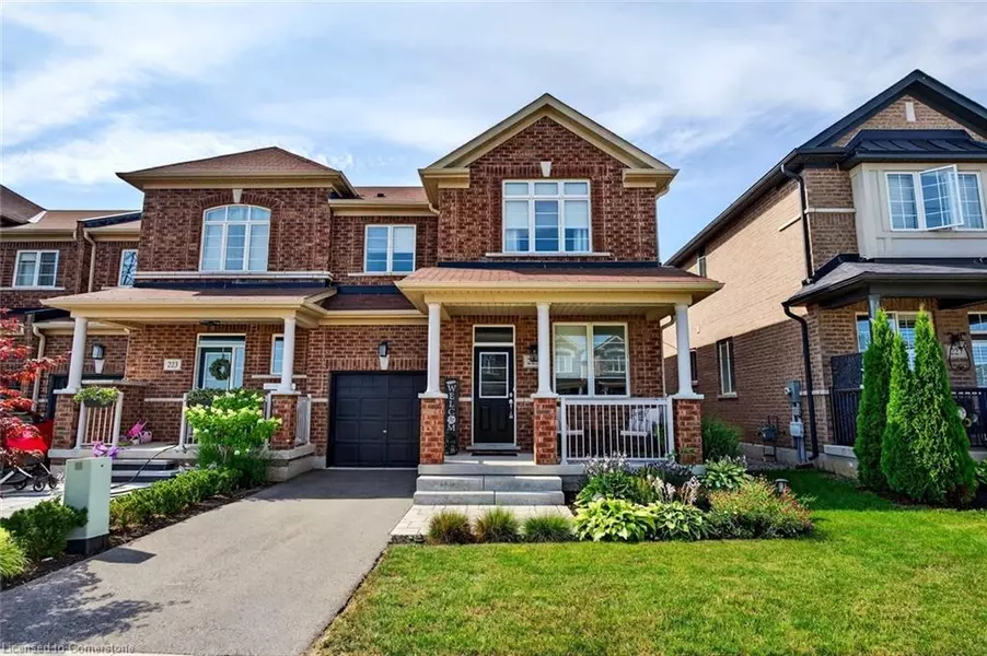 225 Skinner Road, Waterdown, ON L8B 1X2