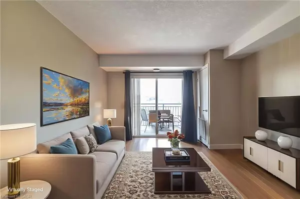 Fergus, ON N1M 0A9,645 St David Street S #413