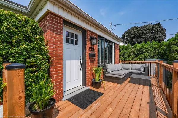 Grimsby, ON L3M 3K9,429 Elizabeth Street