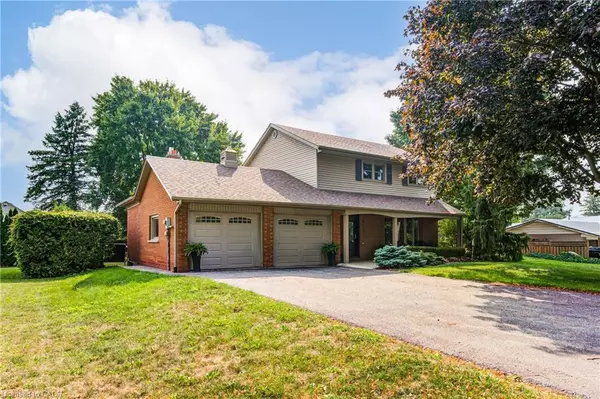 Tillsonburg, ON N4G 4E1,164 Quarter Town Line