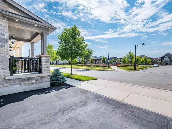 Oakville, ON L6M 1R3,323 Harold Dent Trail