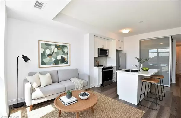 Waterdown, ON L0R 2H4,450 Dundas Street E #612