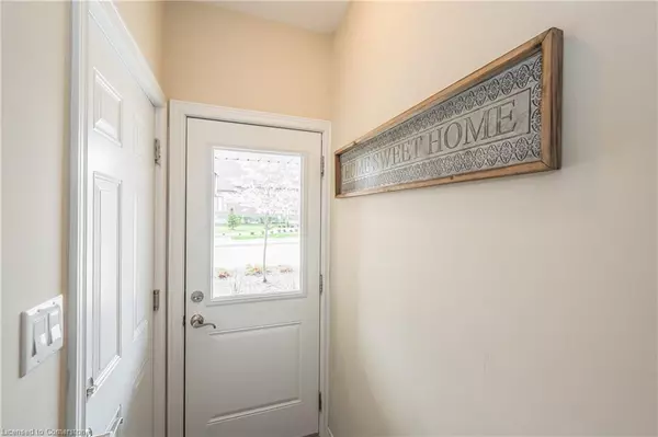 Guelph, ON N1L 0N5,39 Kay Crescent #13