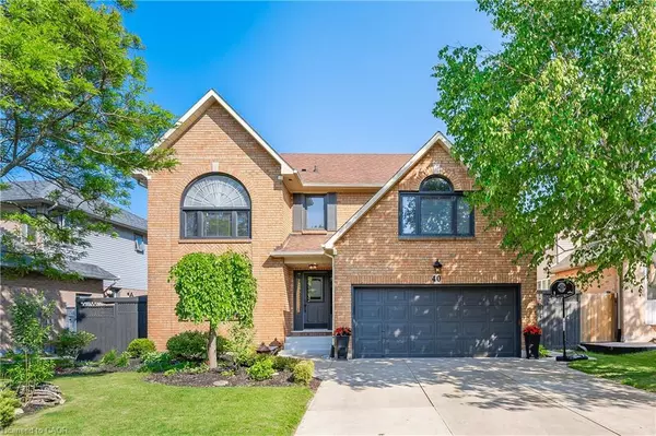 40 Springfield Boulevard, Hamilton, ON L9K 1H8
