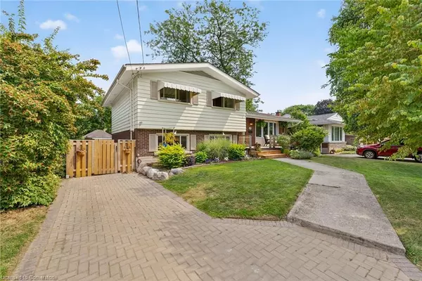 25 Belair Drive, Hamilton, ON L9A 2Z3
