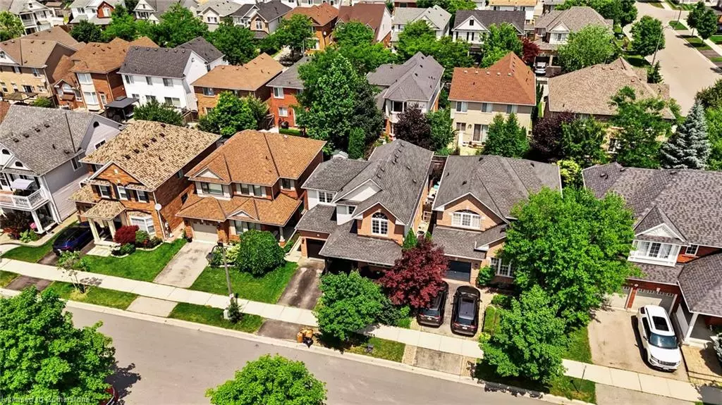 923 Mcneil Drive, Milton, ON L9T 6M7