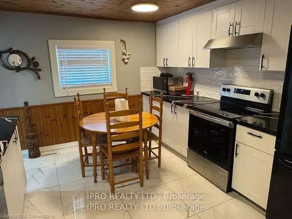 Port Stanley, ON N5L 1B4,4597 Sunset Road