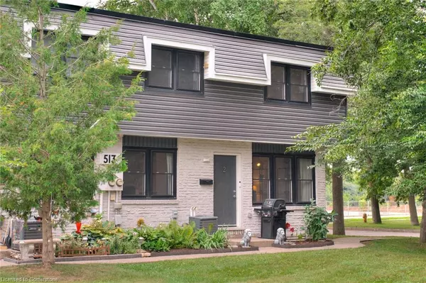 513 Quiet Place #2, Waterloo, ON N2L 5L6