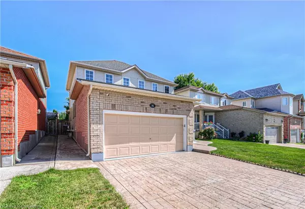 Cambridge, ON N1R 8P4,48 Lena Crescent