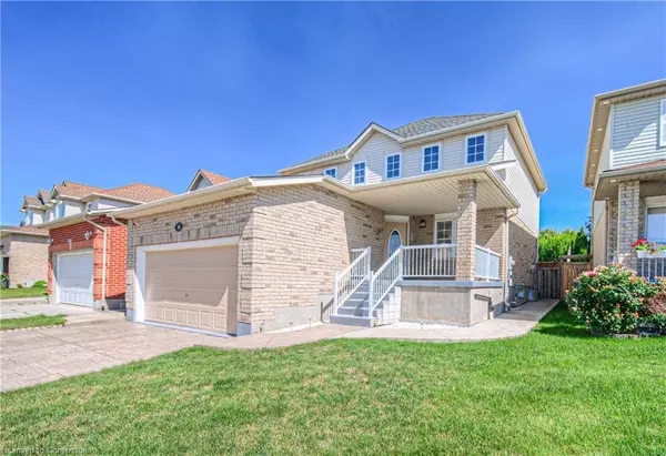 48 Lena Crescent, Cambridge, ON N1R 8P4