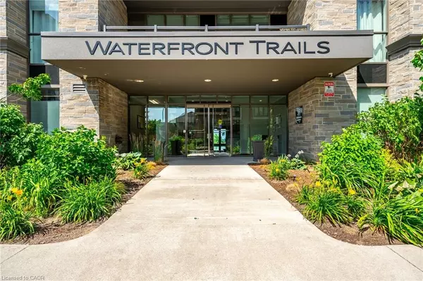Stoney Creek, ON L8E 0J2,35 Southshore Crescent #313