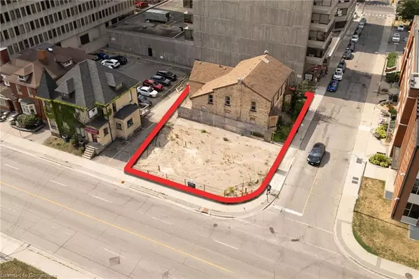 21 Weber Street W, Kitchener, ON N2H 3Y9