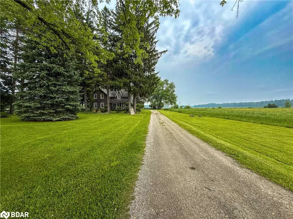 New Lowell, ON L0M 1N0,10187 County Rd 10 Road