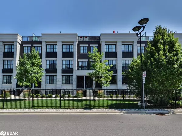Mississauga, ON L5G 0B9,652 Cricklewood Drive #212