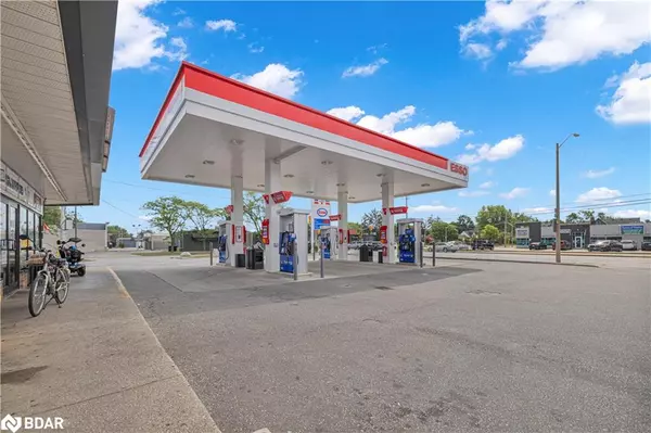 5124 Tecumseh Road E, Windsor, ON N8T 1C1