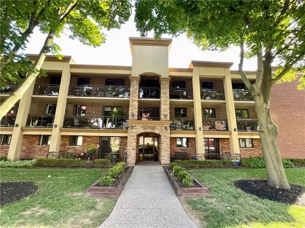 Hamilton, ON L8T 1T2,1212 Fennell Avenue E #108