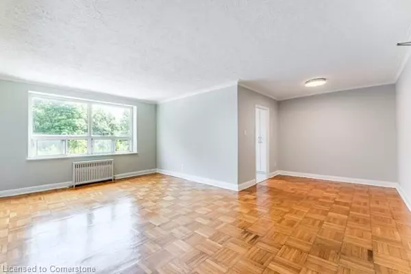 Oakville, ON L6K 1Z1,110 South Forster Park Drive #206