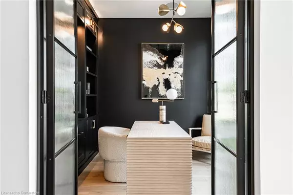 Oakville, ON L6J 2A8,331 Macdonald Road