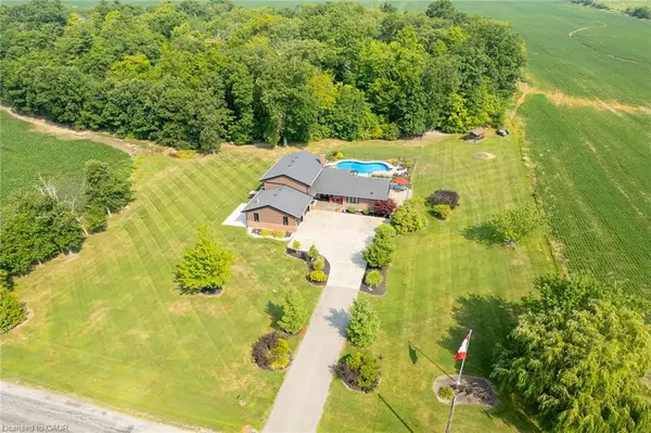 911 Indiana Road E, Canfield, ON N0A 1C0