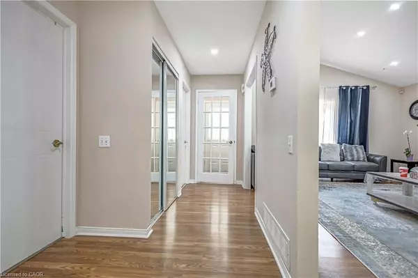 Hamilton, ON L0R 1W0,375 Silverbirch Boulevard