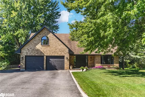 48 Lawrence Avenue, Minesing, ON L9X 0C6