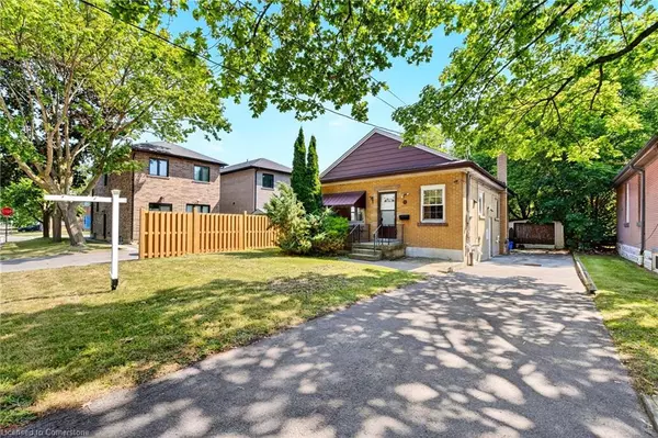111 Leland Street, Hamilton, ON L8S 3A3