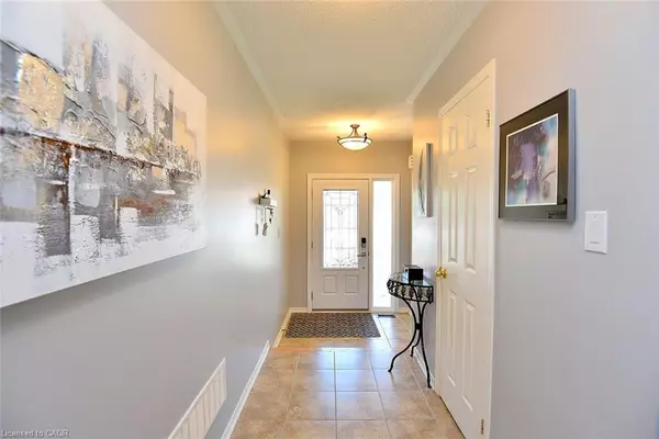 Waterdown, ON L8B 0R5,56 Mcknight Avenue