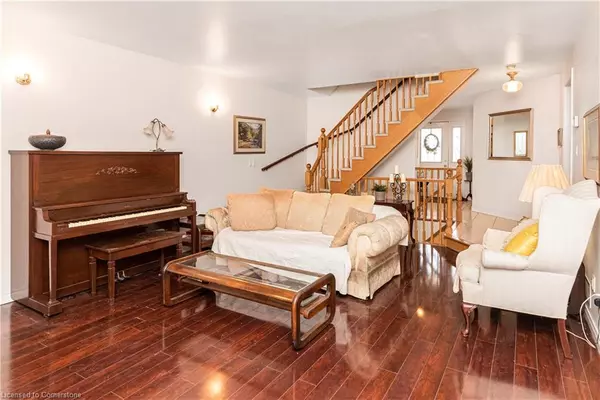 Hamilton, ON L8W 3L1,308 Acadia Drive